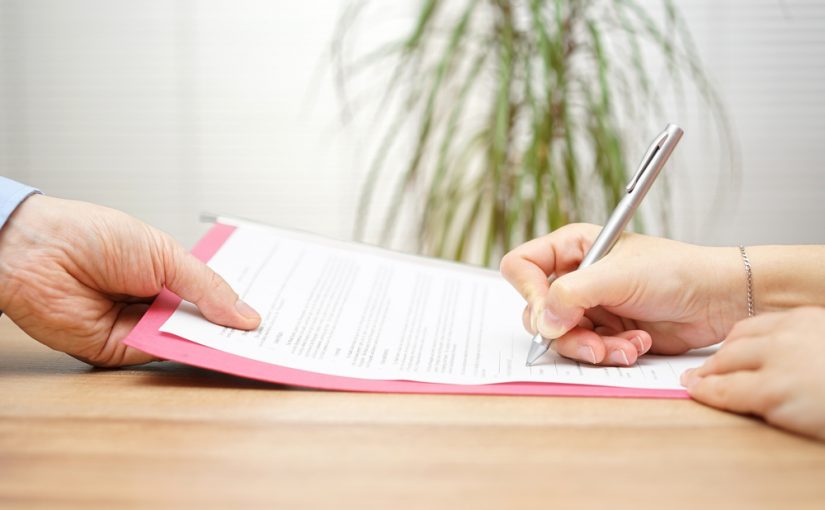 Cuánto tiempo conservar los contratos de trabajo